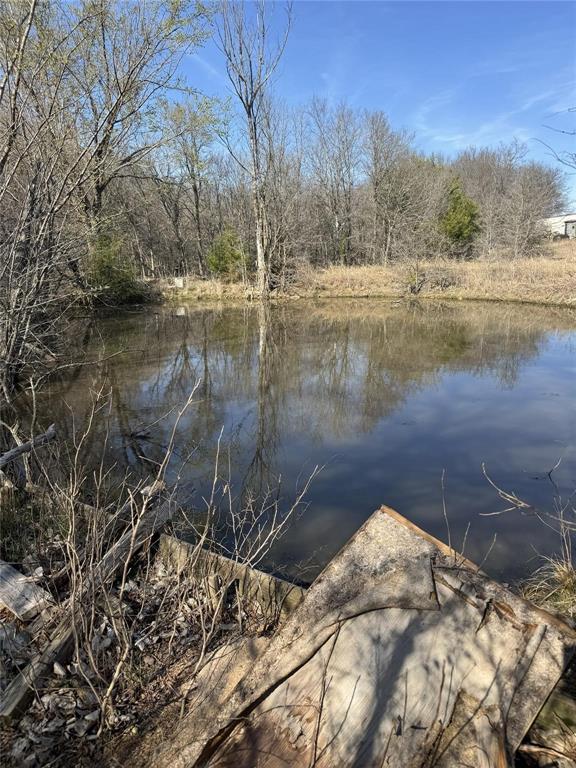 1161 Davis CT Court