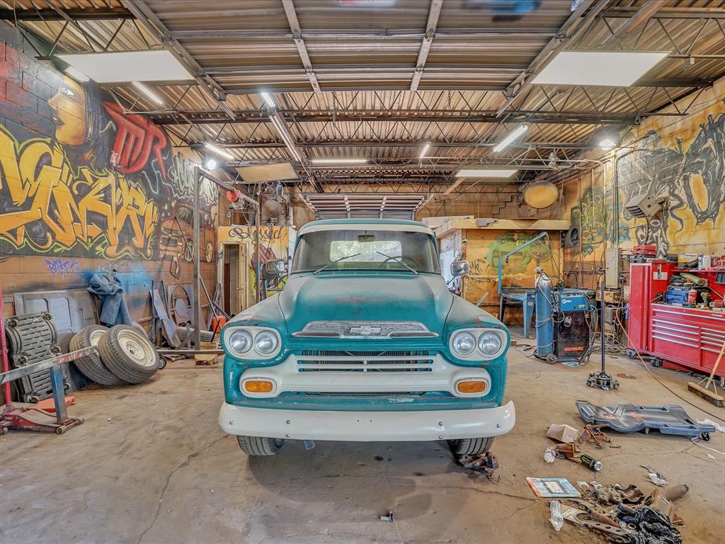 Browning Sub - Commercial Sale