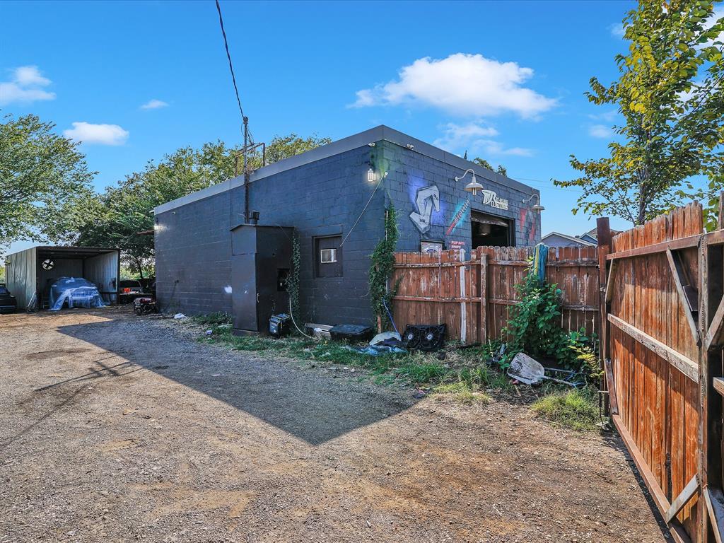 Browning Sub - Commercial Sale