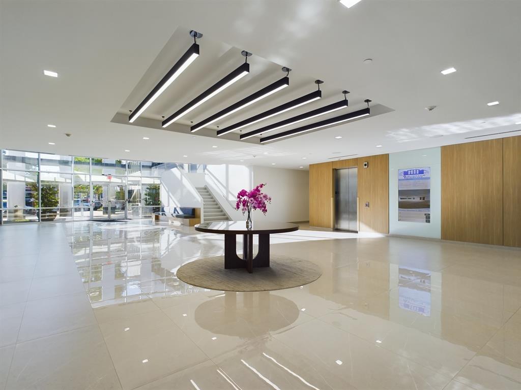 Arlington Mansfield Submarket - Commercial Lease