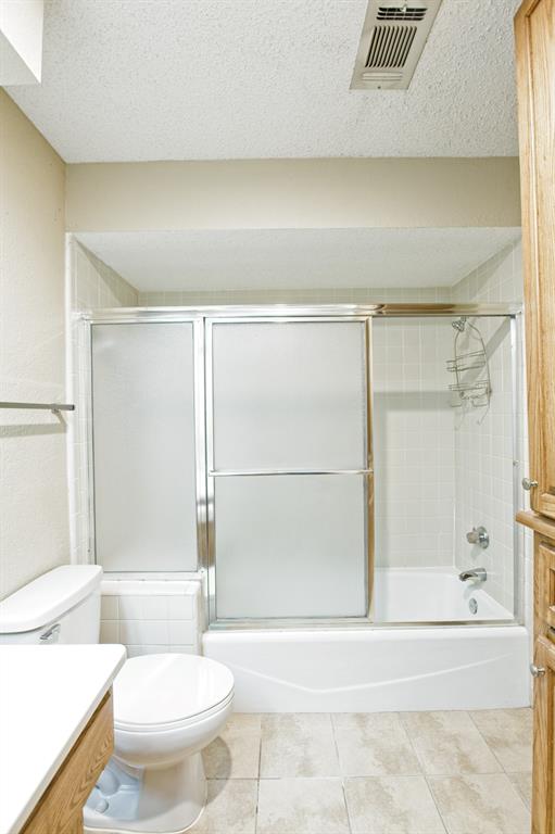 Dallas, Texas 75287, United States, 6 Bedrooms Bedrooms, ,4 BathroomsBathrooms,Residential,Active,233638