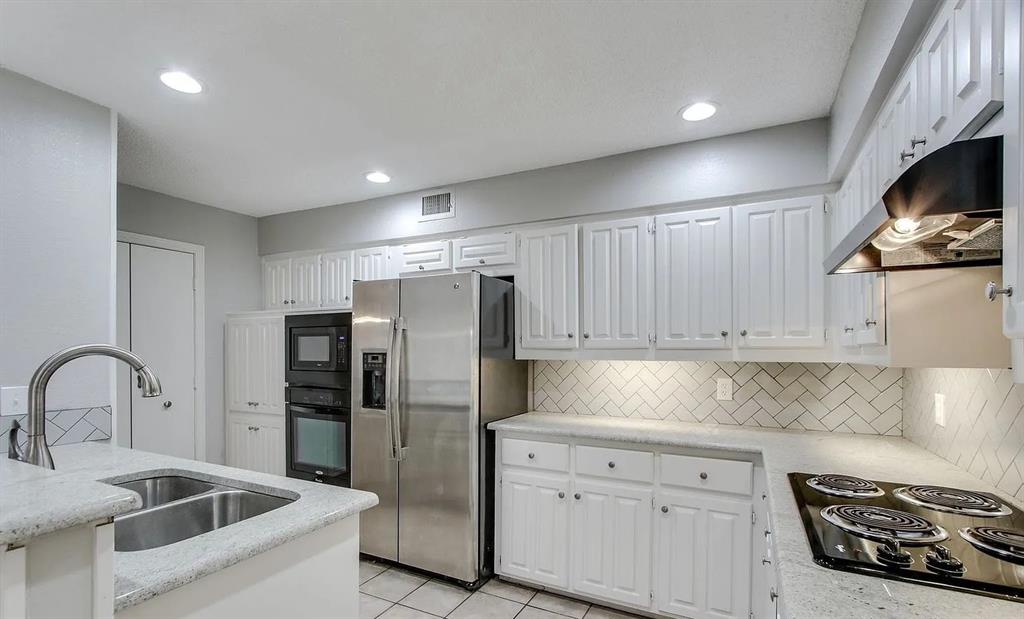 Dallas, Texas 75287, United States, 6 Bedrooms Bedrooms, ,4 BathroomsBathrooms,Residential,Active,233638