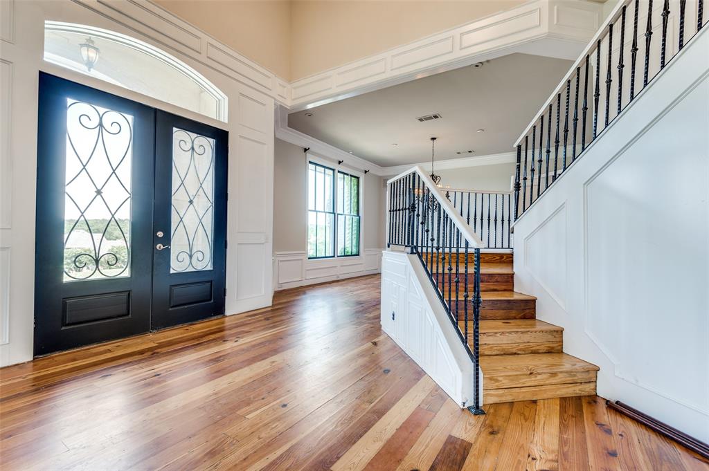 2422 Creekwood Drive