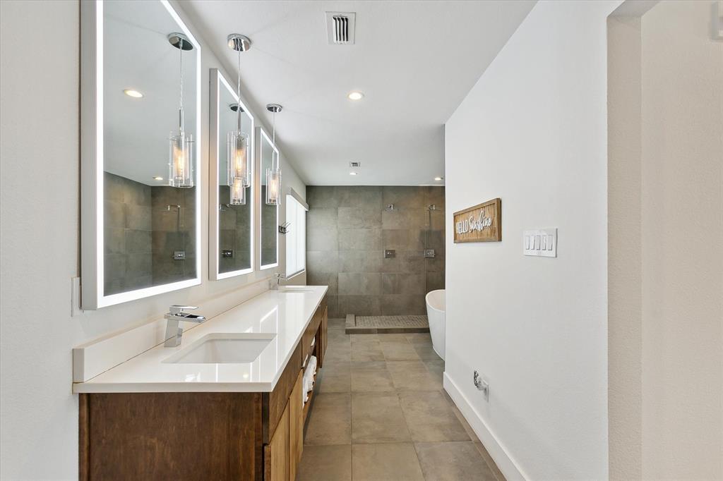 Lake Country Estates Add - Residential