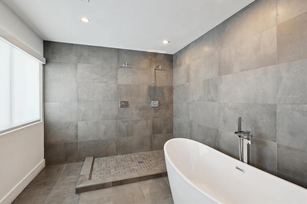 Lake Country Estates Add - Residential