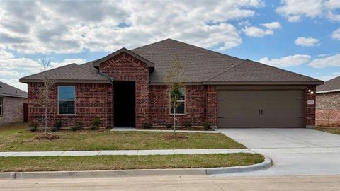 Photo of 1921 Reveille Way, Terrell, TX 75160 (MLS # 21179232)