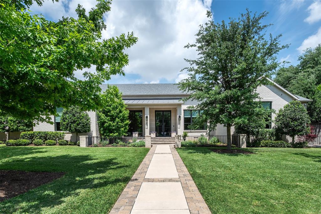 Royal Gardens - Residential