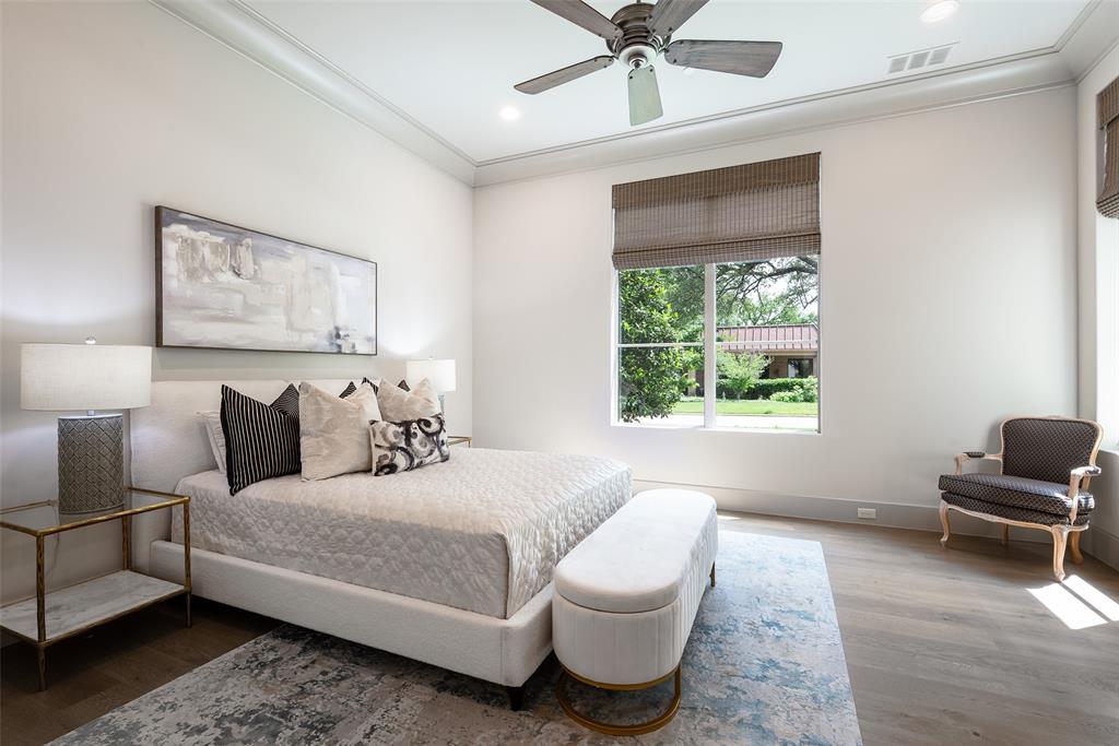 Royal Gardens - Residential