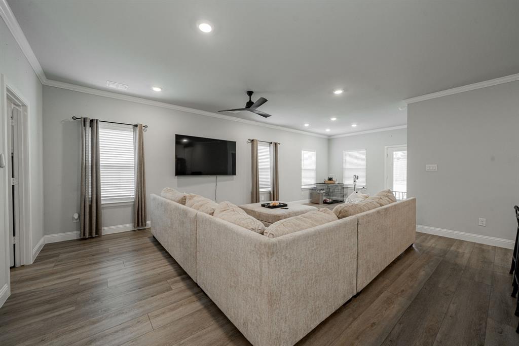 248 Waters Ridge