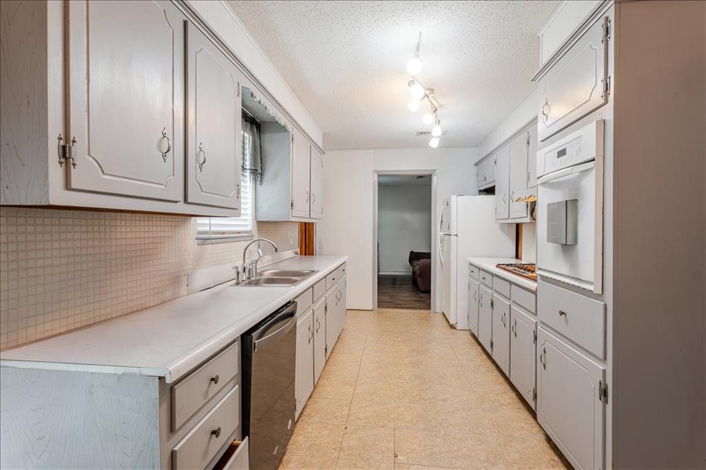 Holiday East - Residential