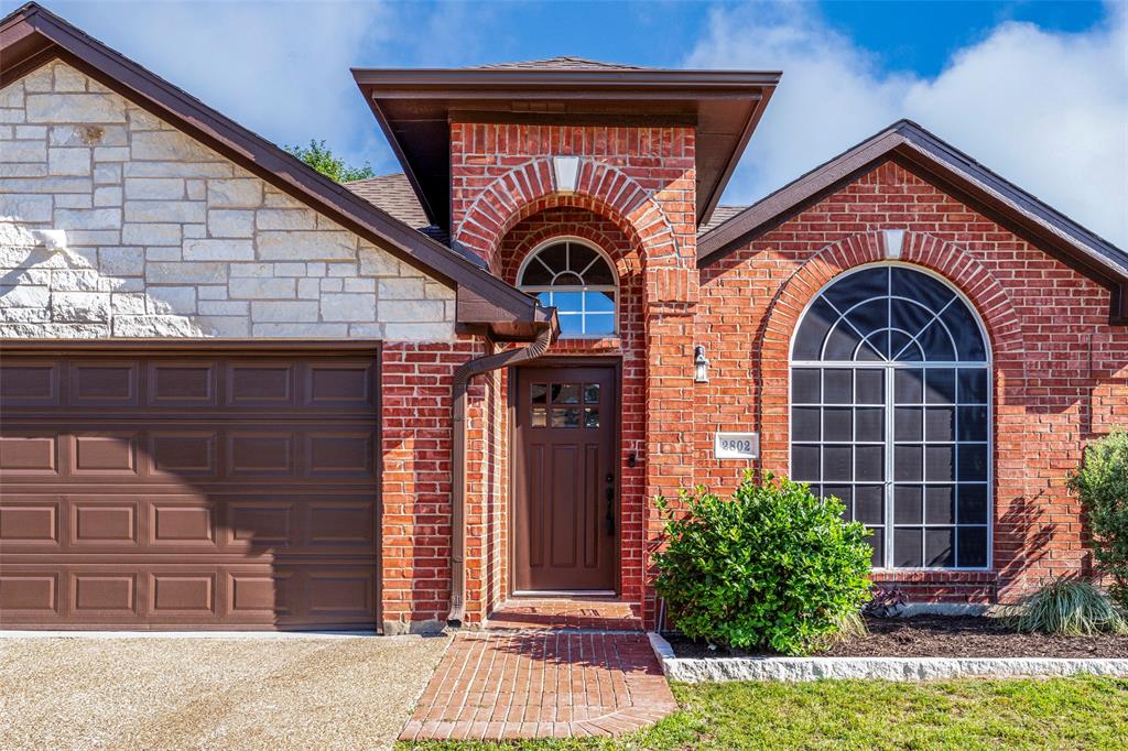 2802 Garden Oaks Place