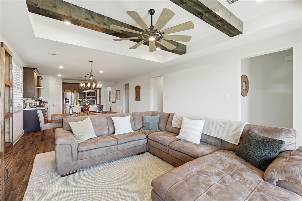 16912 Eastern Red Boulevard