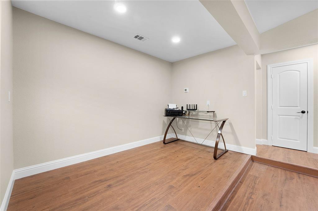 Ponderosa 01 - Residential