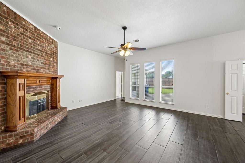 3725 Rosewood Lane