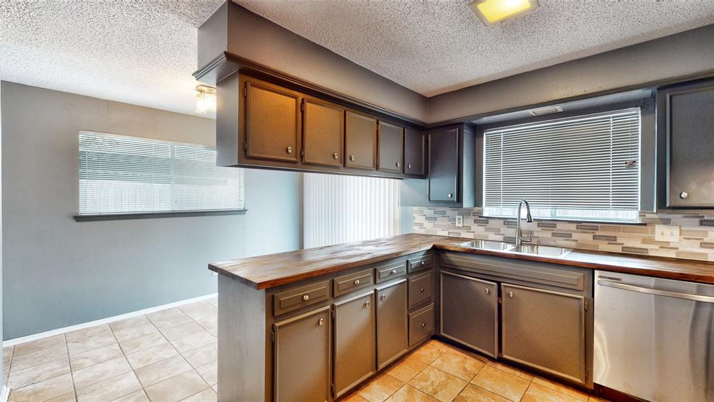 308 Towne House Lane