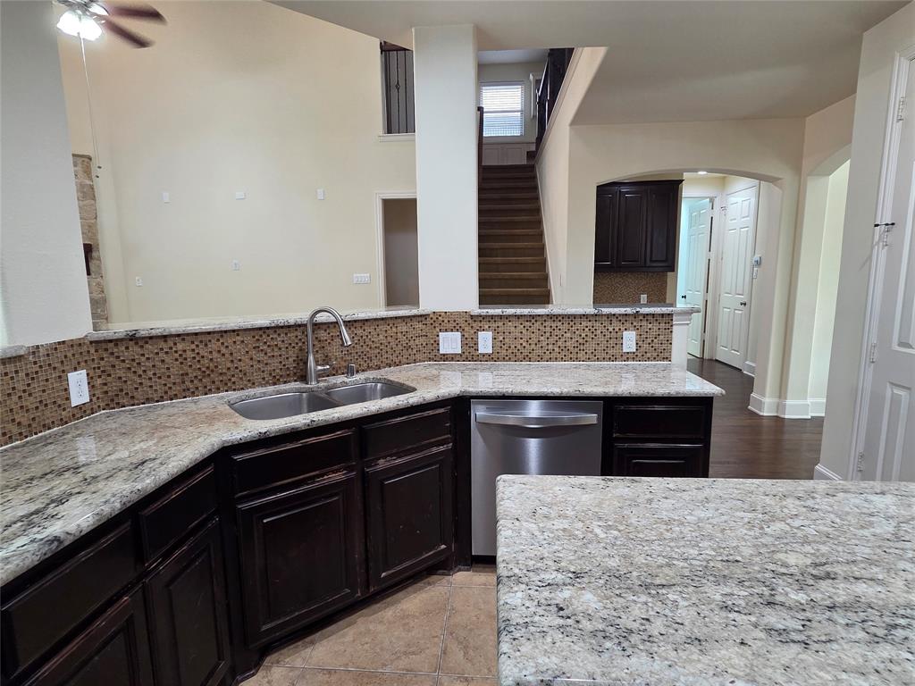 Riverside Village Ph 2b - Residential Lease