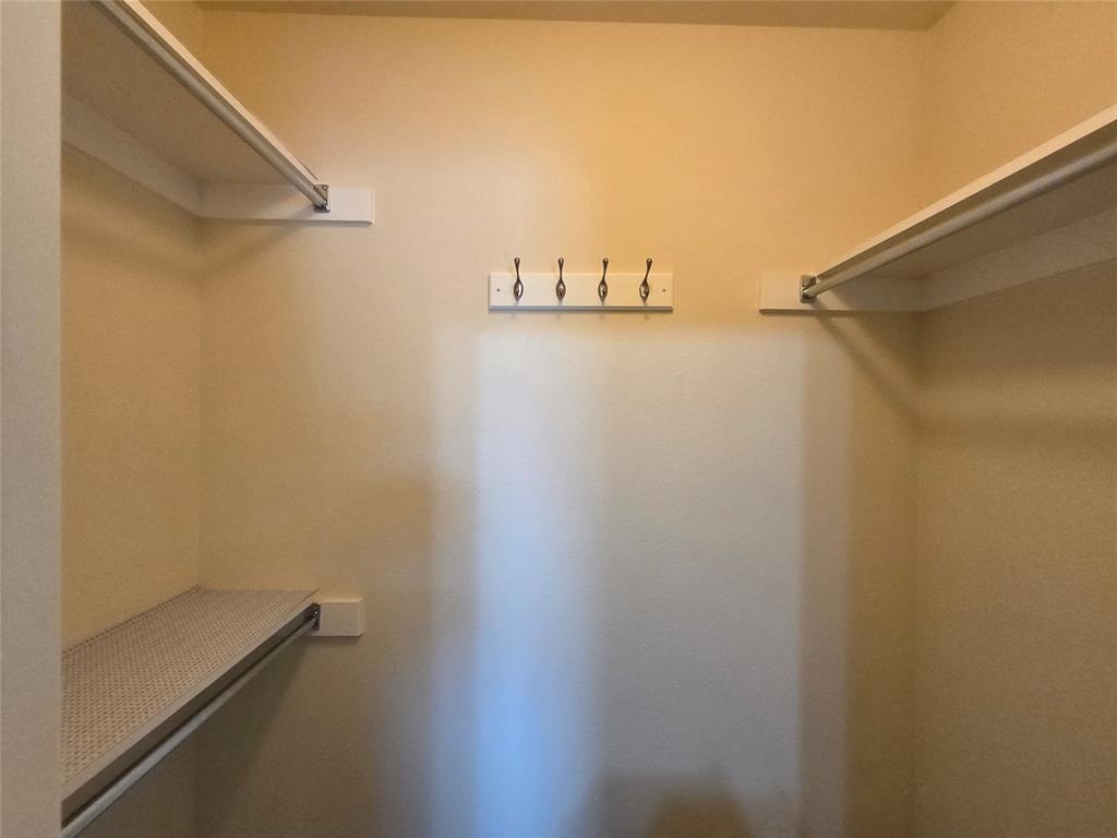 Riverside Village Ph 2b - Residential Lease