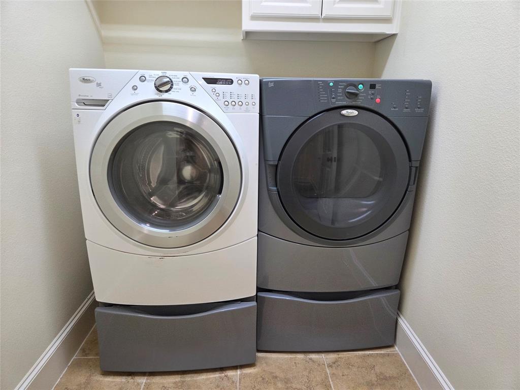 Riverside Village Ph 2b - Residential Lease