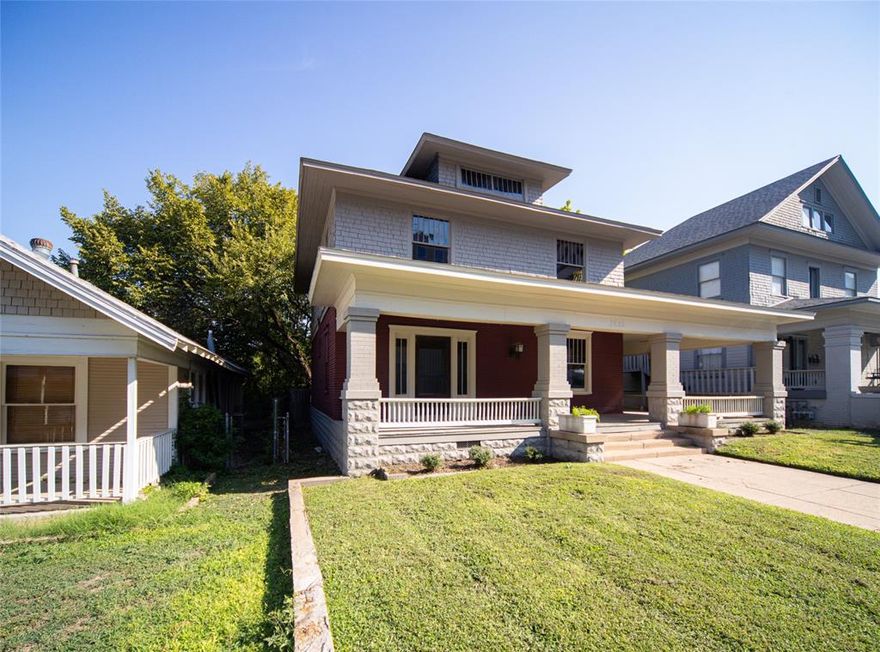 Charming completely restored historic home. Located in the heart of the Medical District directly across from Baylor All Saints and one block from the hipster enclave Magnolia Avenue. Living Room, Dining Room, Large Bedrooms, Updated Baths, Large Kitchen, New Appliances, Washer and Dryer Connections in Half Bath. Hardwood Floors on main floor. Carpet Upstairs