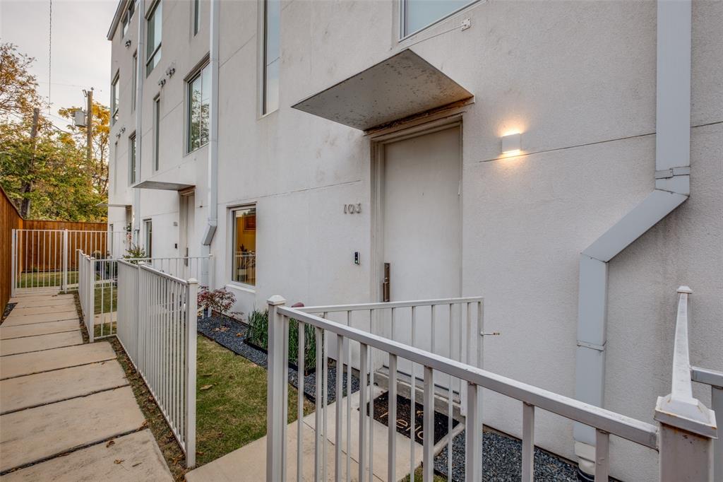 Belmont Park - Residential Lease