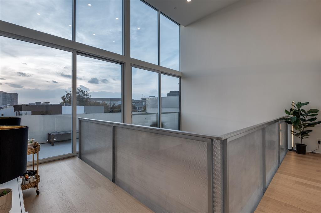 Belmont Park - Residential Lease