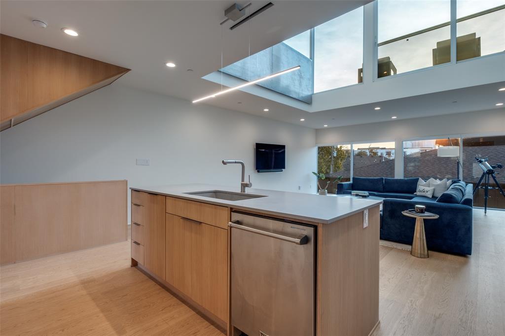 Belmont Park - Residential Lease