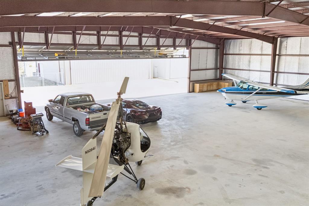 Hicks Airfield - Residential