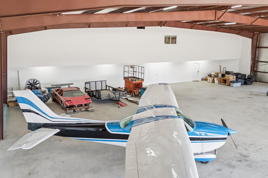 Hicks Airfield - Residential