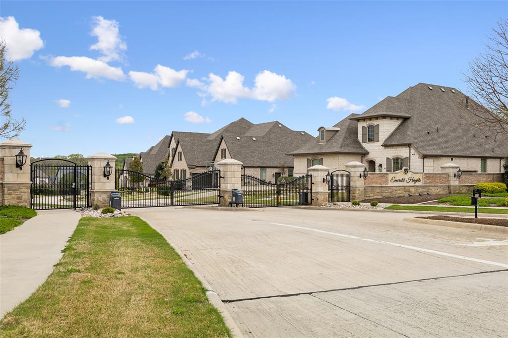 Emerald Heights - Residential