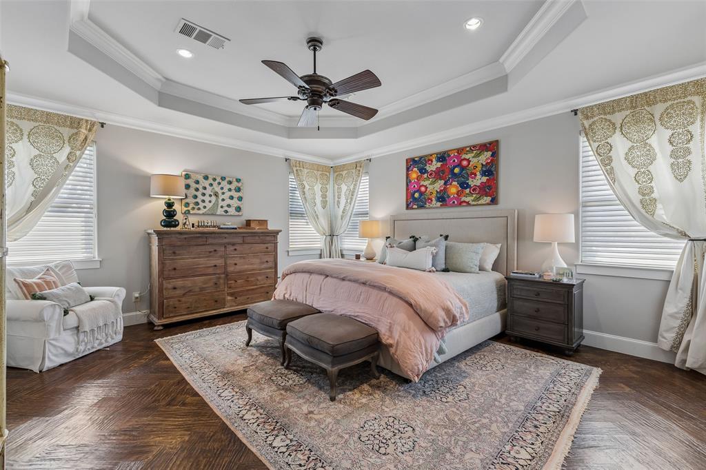 BOB-O-LINKS DOWNS - Residential