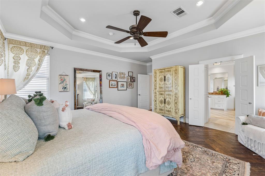 BOB-O-LINKS DOWNS - Residential