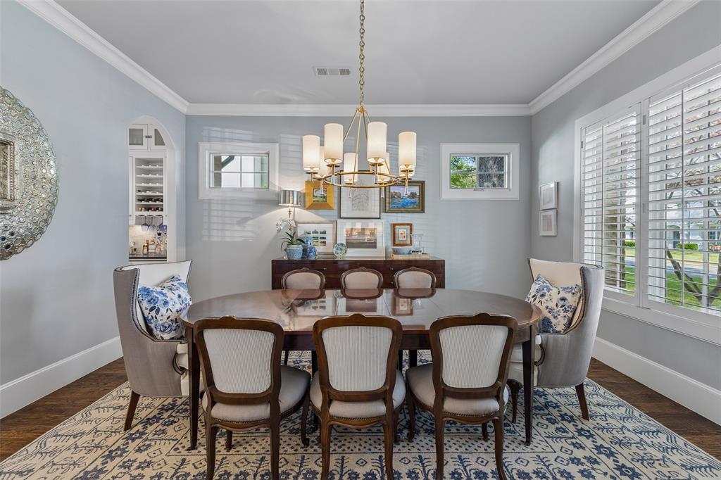 BOB-O-LINKS DOWNS - Residential