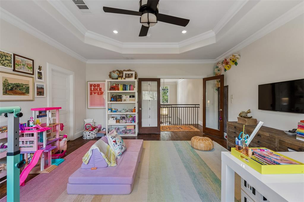 BOB-O-LINKS DOWNS - Residential