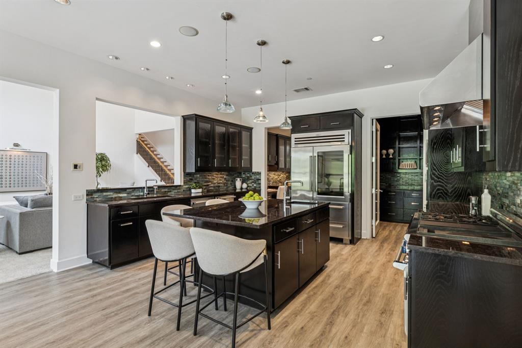 6007 Club Oaks Drive