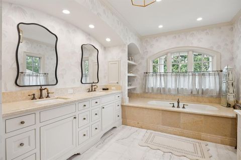 Tiny photo for 3818 Shenandoah Street, Highland Park, TX 75205 (MLS # 21189681)