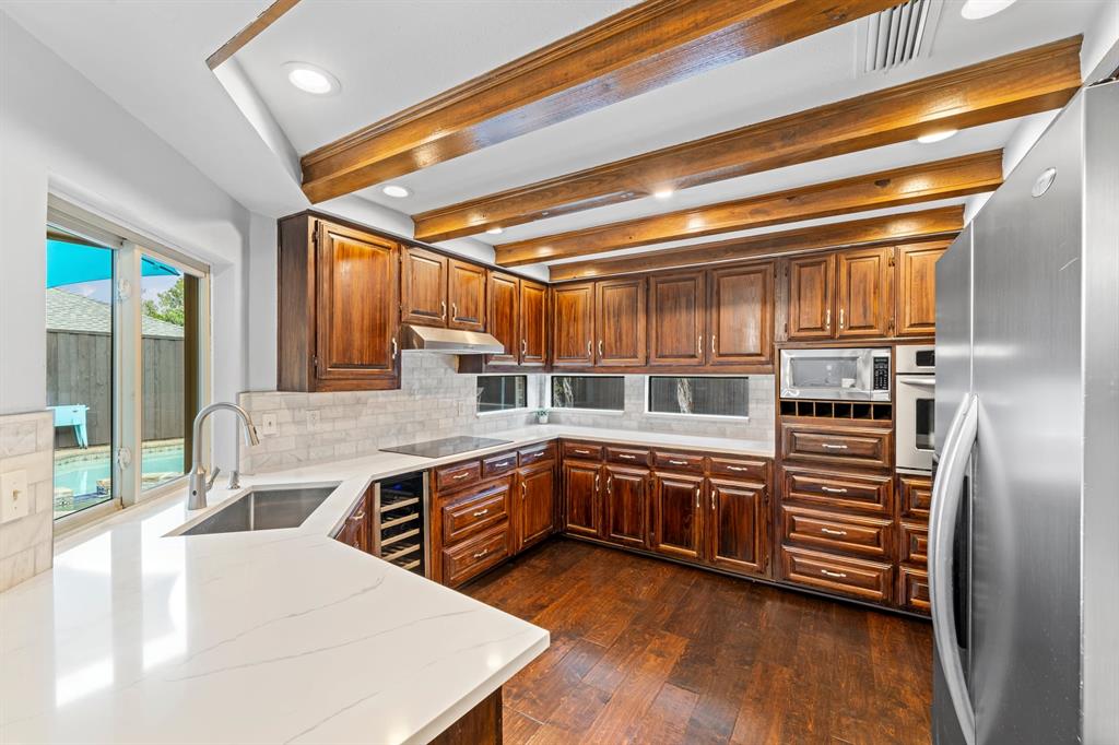 3716 Solarium Place