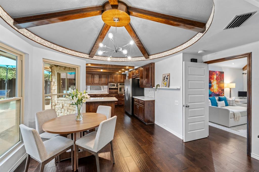 3716 Solarium Place