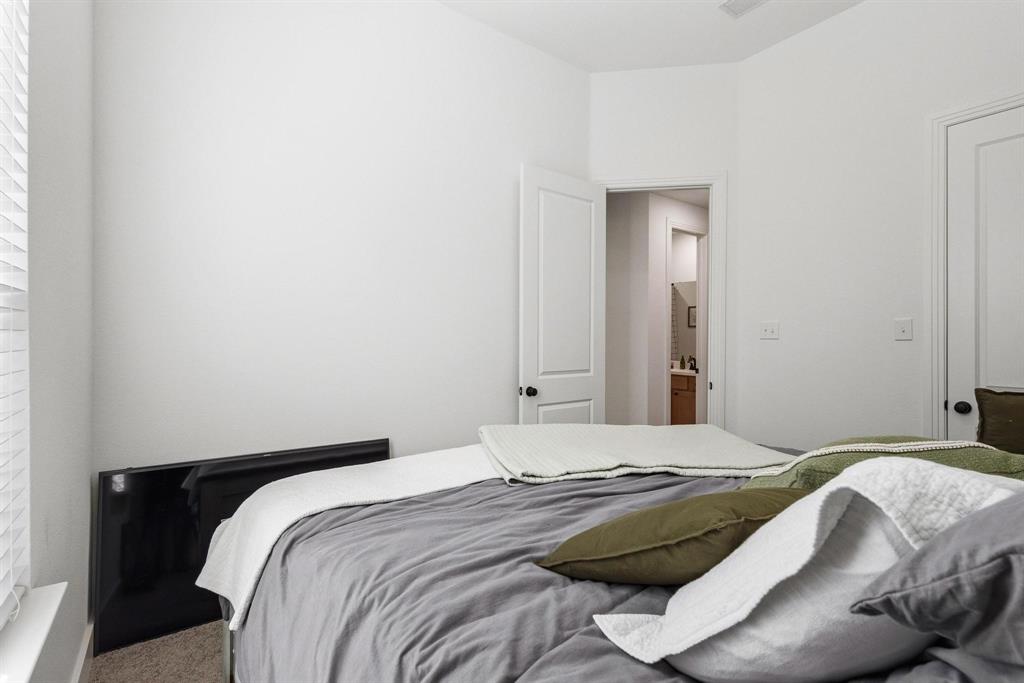 Gateway Village - The Reserve - Residential