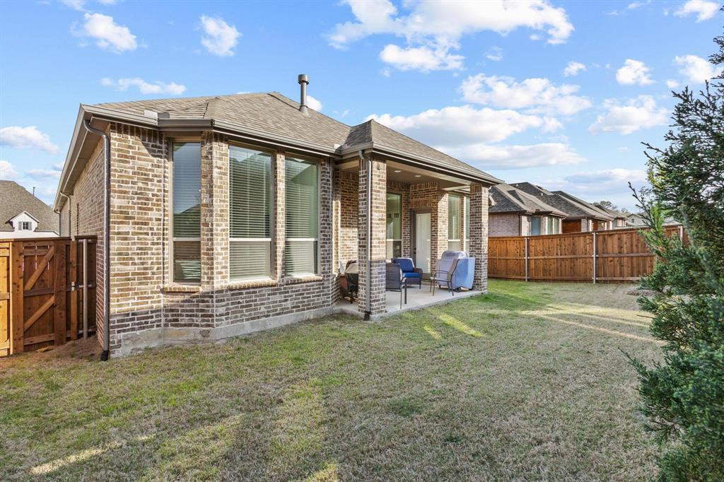 Gateway Village - The Reserve - Residential