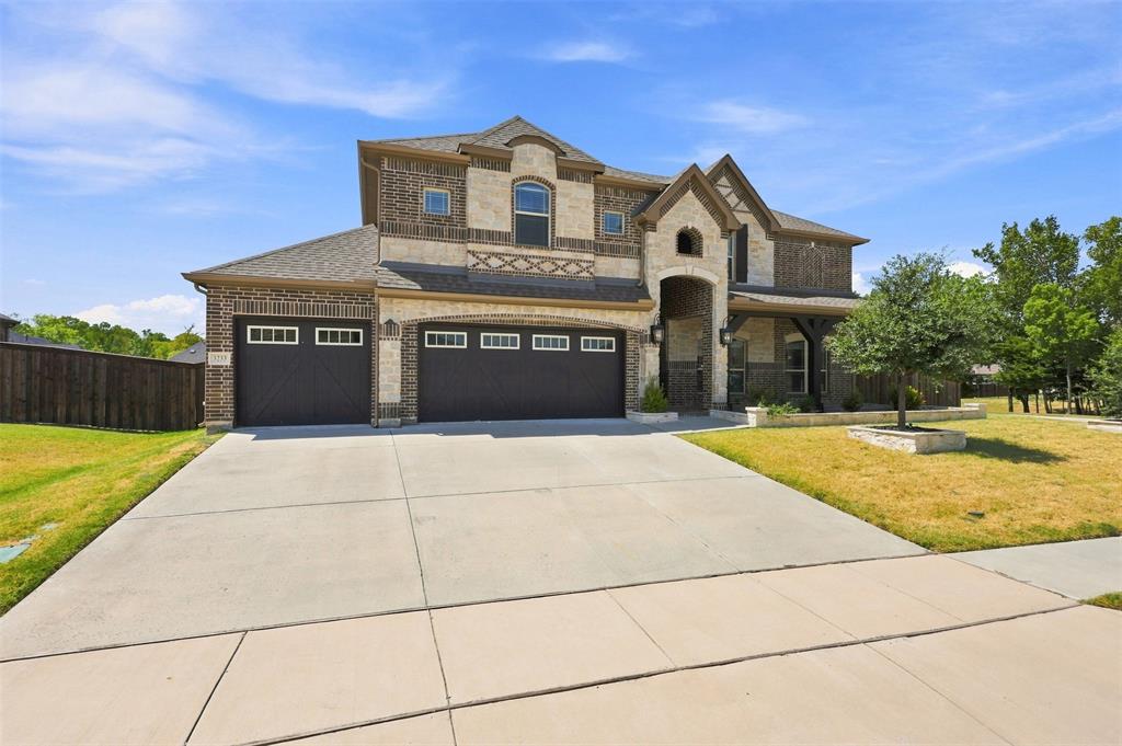 3233 Rolling Meadow Drive