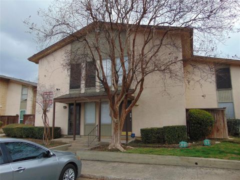 Photo of 12806 Midway Road #2020, Dallas, TX 75244 (MLS # 21198217)