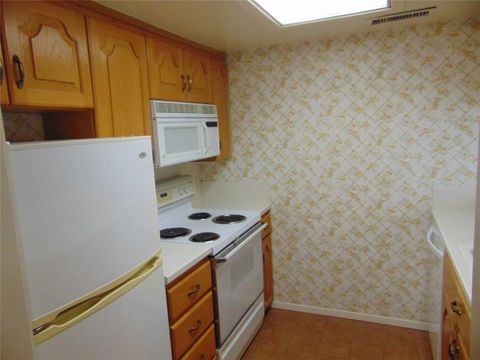 Tiny photo for 12806 Midway Road #2020, Dallas, TX 75244 (MLS # 21198217)