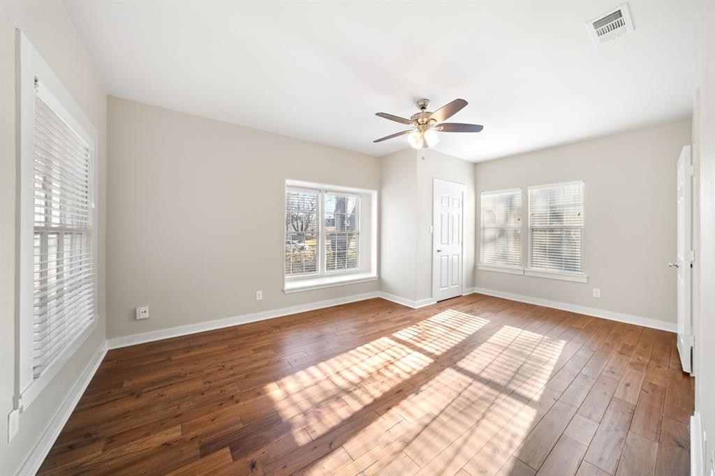 Cerf Ennis - Residential