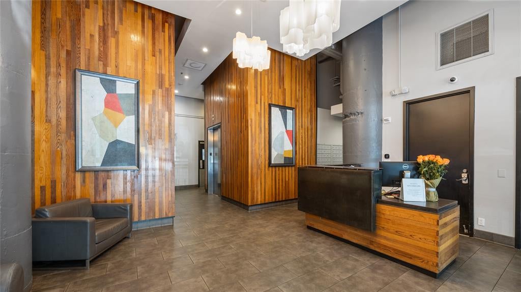 1122 Jackson Street 1103