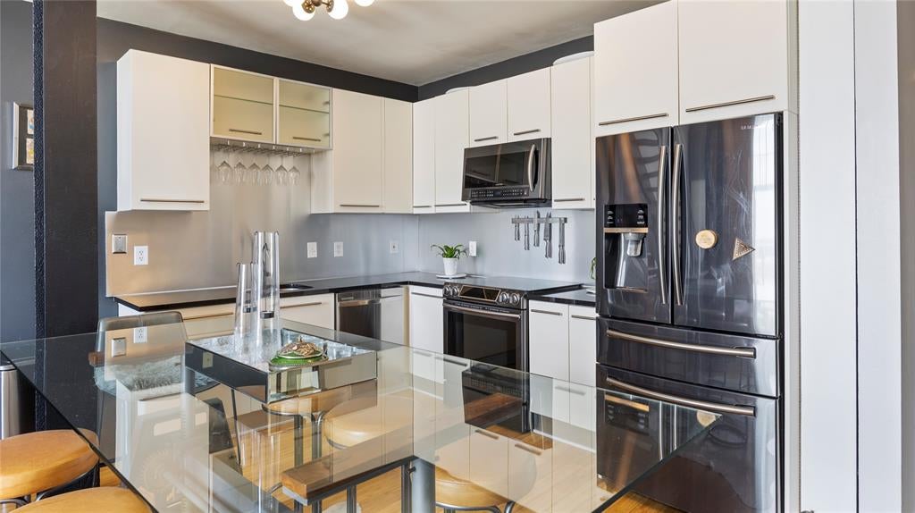 1122 Jackson Street 1103