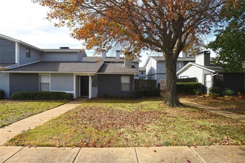 Photo of 619 Timberline Drive, Hurst, TX 76053 (MLS # 21300082)