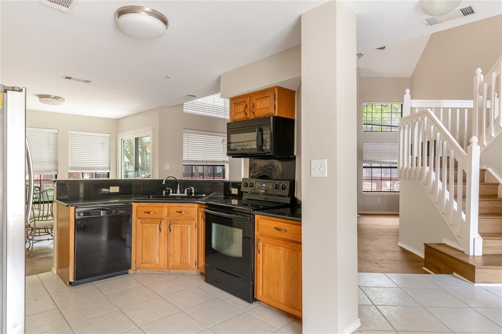 402 Santa Fe Trail 37