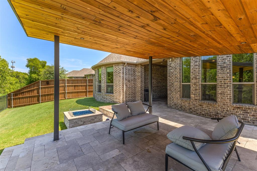 1557 Trowbridge Circle