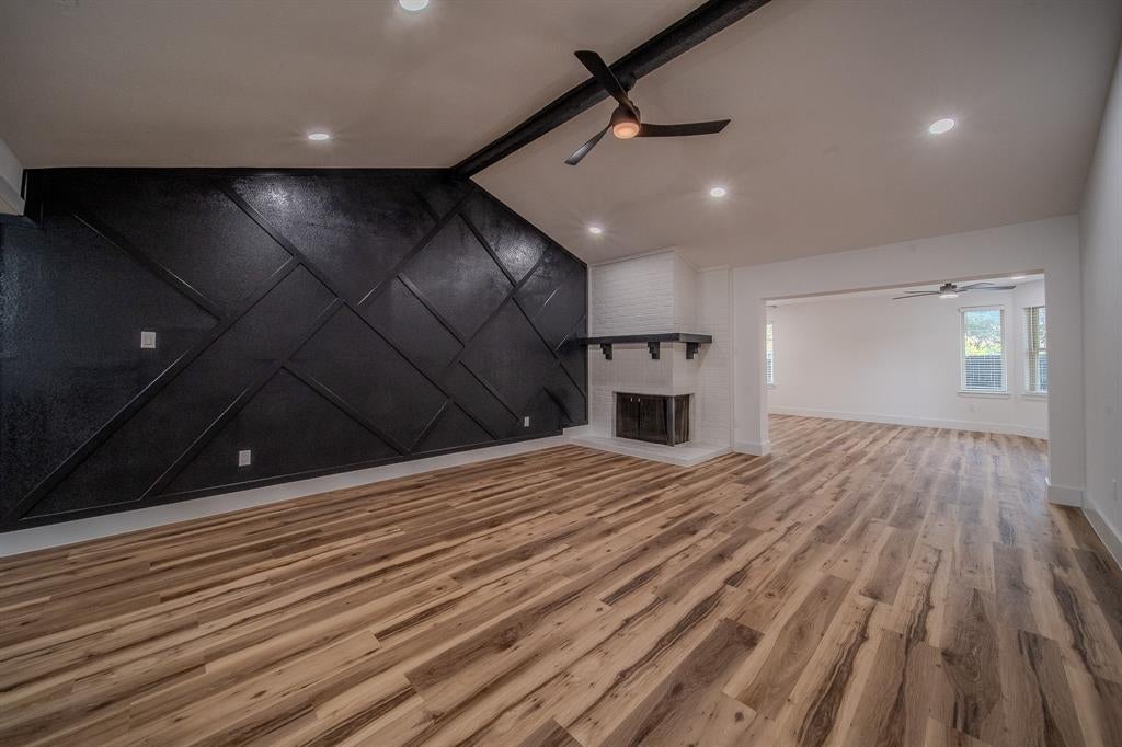 2912 White Oak Lane
