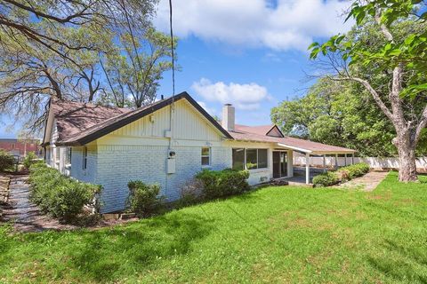 A home in Benbrook